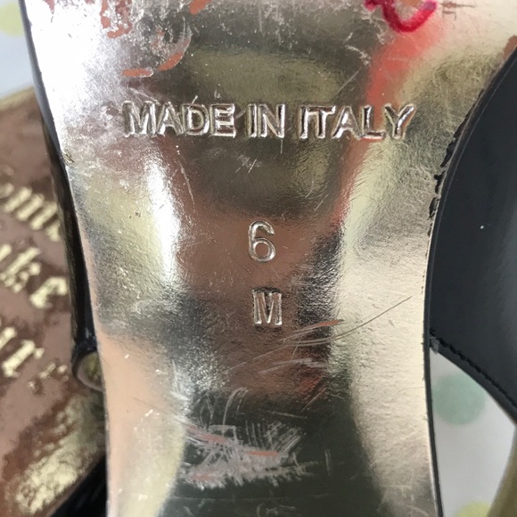 JUICY COUTURE Made in Italy Black Patent Leather Sling Back 2” Heels Size 6 - Picture 7 of 8